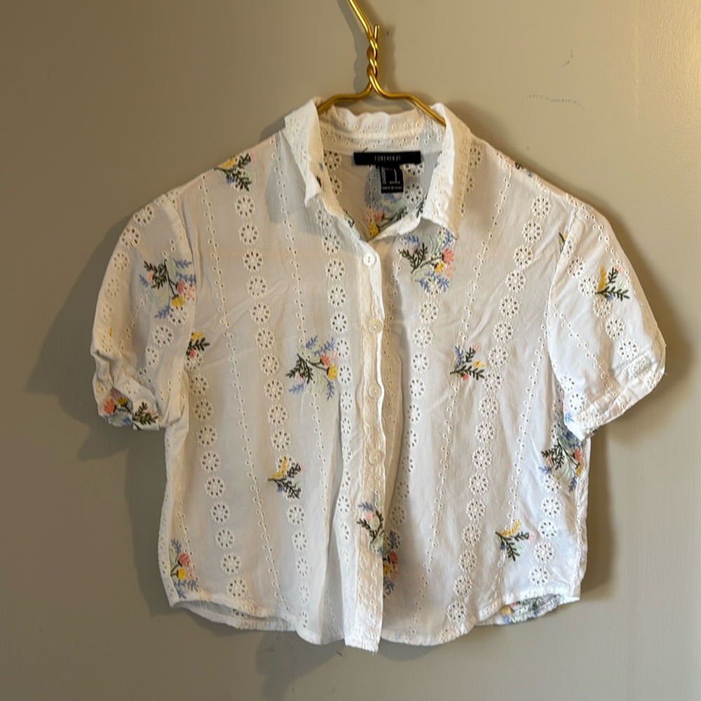 BLOUSE FLORAL EMBROIDERY, SMALL, Forever21